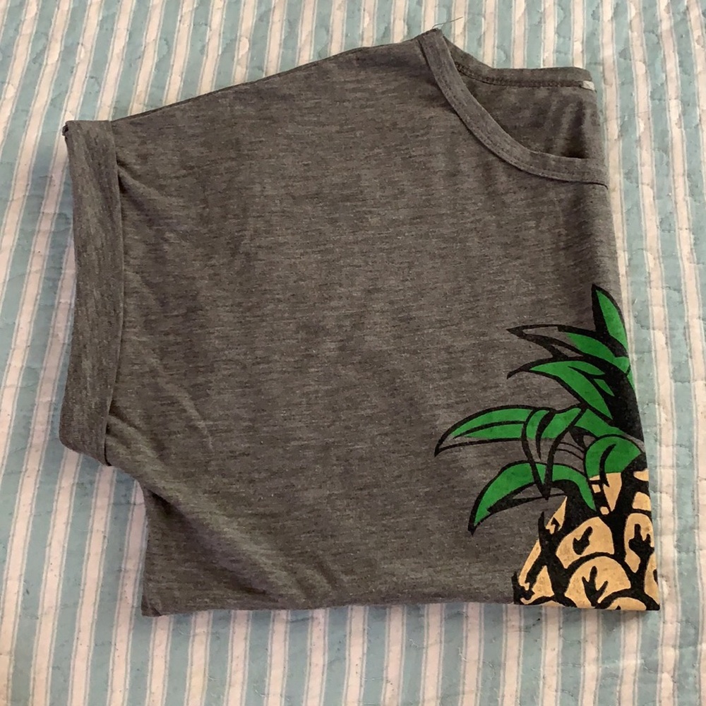 Grey pineapple shirt